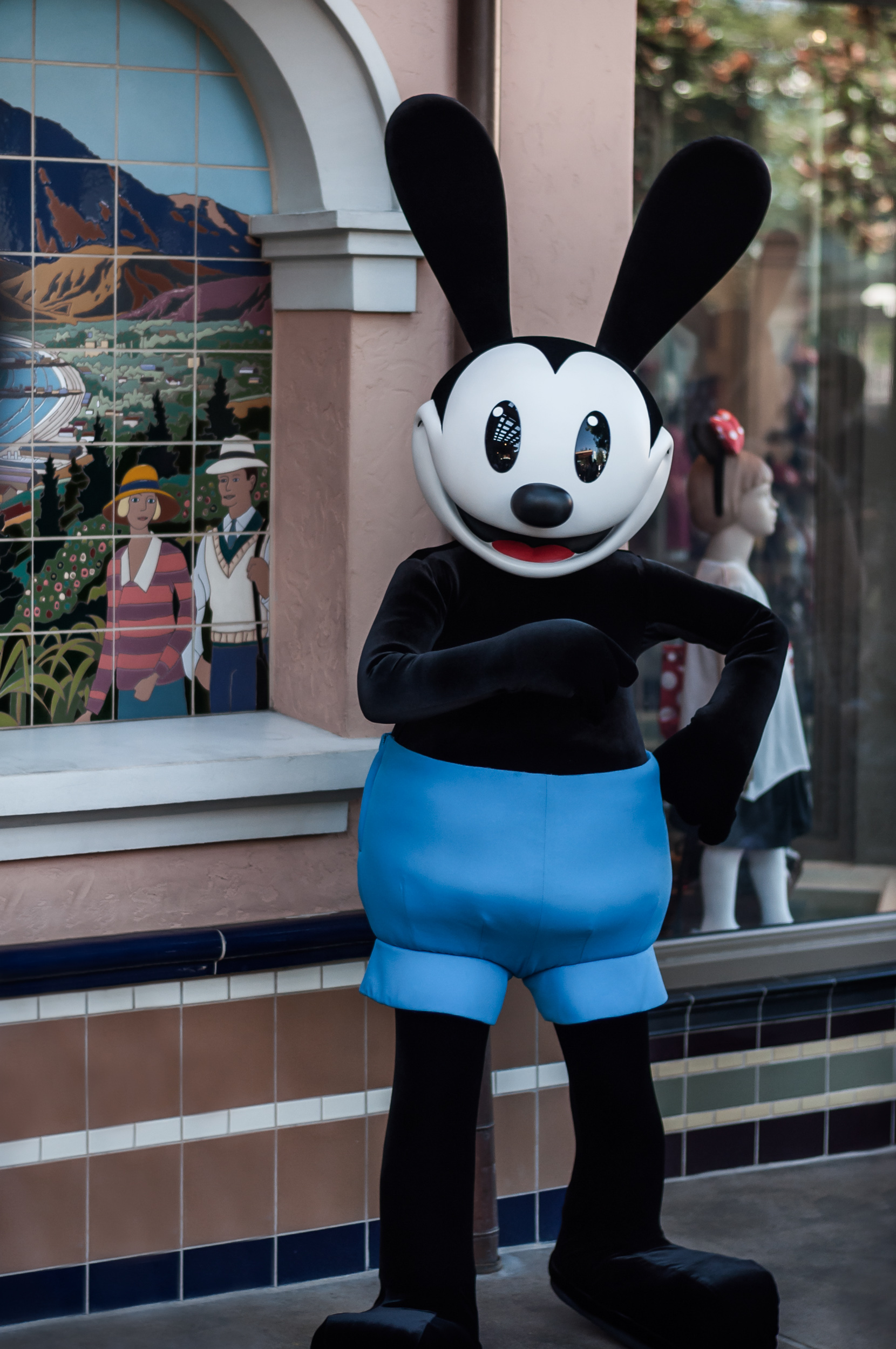 Oswald the Lucky Rabbit Debuts